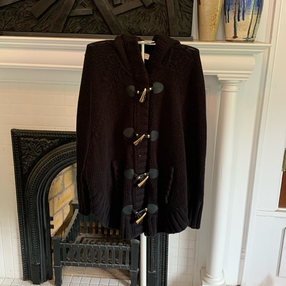 Michael Kors chunky toggle‎ knit sweater poncho. Worn about 3x - Picture 1 of 8